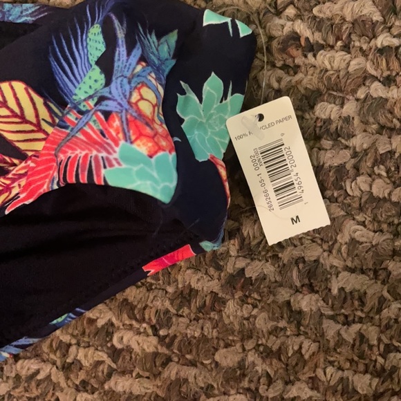 - NWT Gap black flowered bikini bottom size medium - Picture 2 of 5